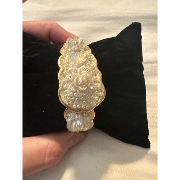 Vintage 1960s Ladies Pilgrim‎ Hidden Wrist Watch - Picture 9 of 10